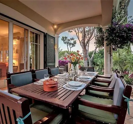 Sleeps 8 Pool Air Con Wifi Vale do Lobo